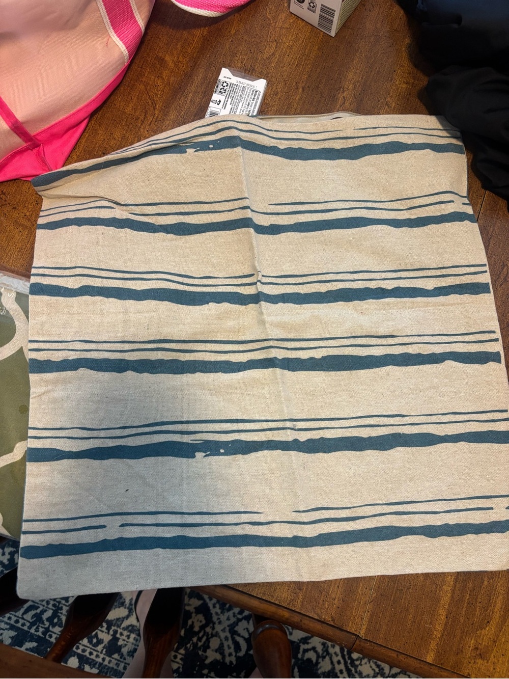 4 18x18 inch pillow cases - Picture 2 of 5